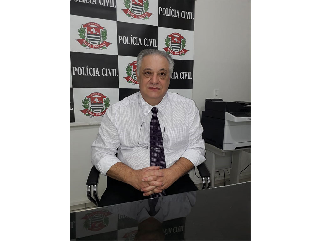 Educação - Delegado quer escolas trancadas e revistas em alunos